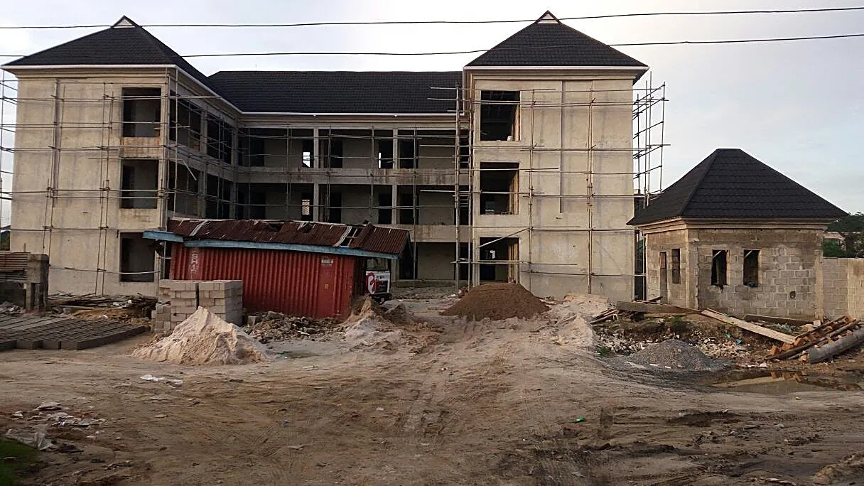 Multi-unit estate development under construction